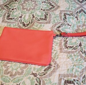 Thirty-one rubbie mini in coral with wristlet